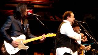 The Mavericks &quot;Think of Me&quot; (when you&#39;re lonely)