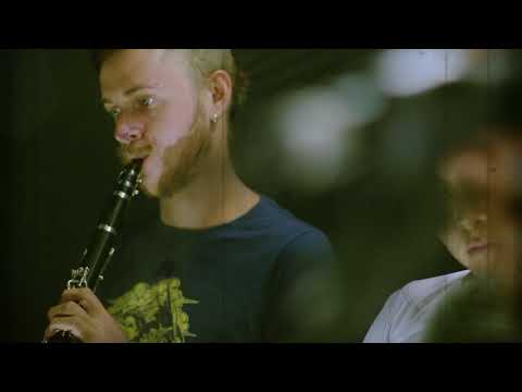 143 CABINA DEL TERROR - PARIAS POR CONVICCIÓN