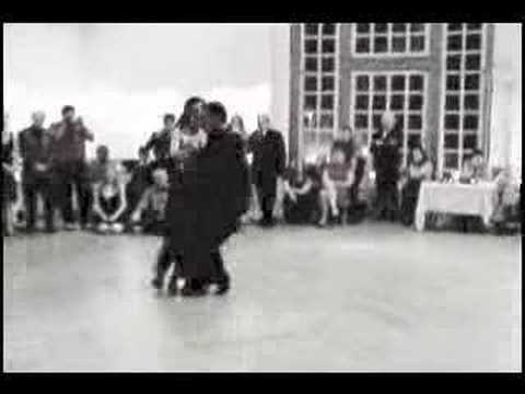  Murat Erdemsel  and  Valeria Solomonoff  are  dancing  to  the  milonga  "  Arrabalera  "