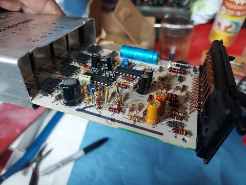 1984 Mercedes 300SD - Part 1 Initial Inspection, Temperature Regulator, AC and Window Track