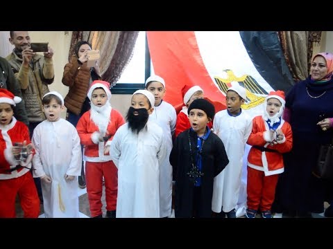 بـ"زي بابا نويل" وحضور كاهن وشيخ.. "تعليم إسكندرية" تحتفل بعيد الميلاد