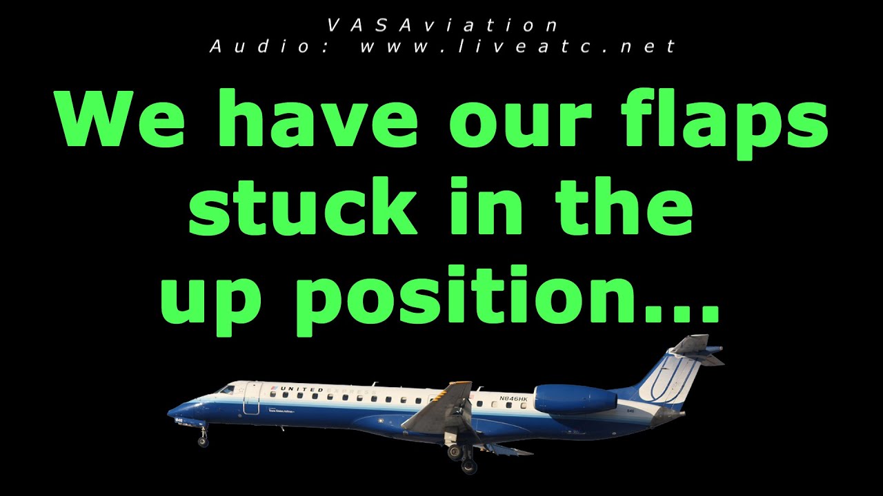 [REAL ATC] Trans States STUCK FLAPS landing at Grand Rapids!
