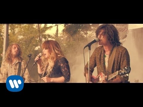 Grouplove - "Shark Attack" [OFFICIAL MUSIC VIDEO]