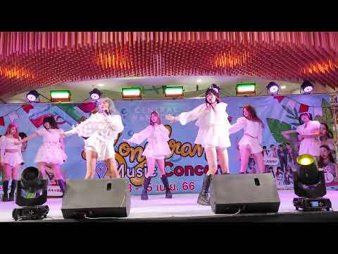 Berry Berry : Bite Me @ Songkran Music Concert - Central Ramindra【4K 60FPS】