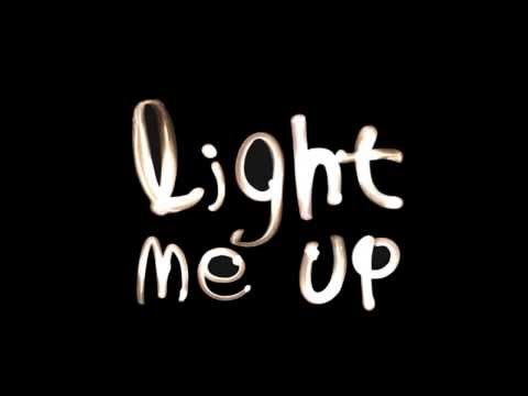 Light Me Up Feat. Caitlin Gare (Original Mix) - Phlex [House]