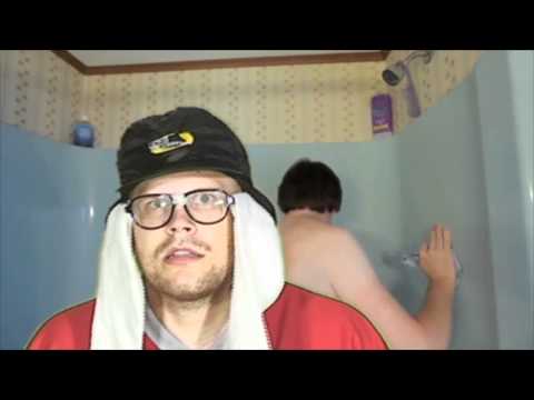 NRJ Aamupojat - Tennissukat & Sandaalit