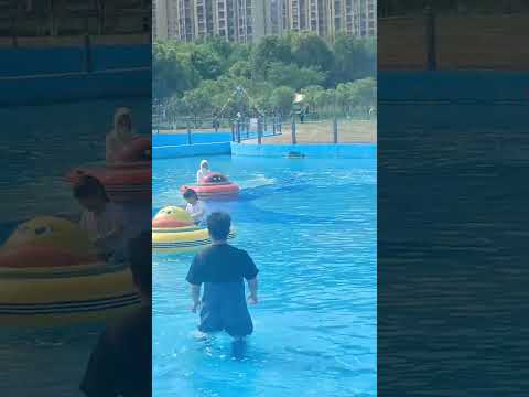 Commercial Kids Bumper Boats for Community Pools