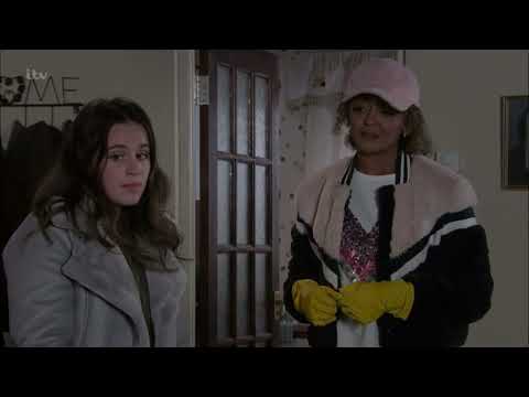 Emma and Faye leave Ted - Coronation Street 3rd January 2022