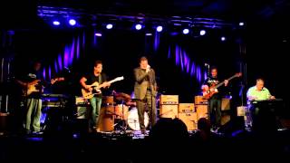 Vince Gill and Paul Franklin with Brent Mason play Together Again at the Little Walter Tube Amps End