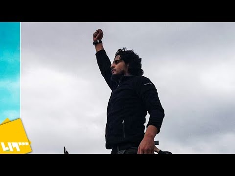 أغنية بعنوان زفة بطل إهداء إلى عبد الباسط الساروت غناء مفيد اسماعيل