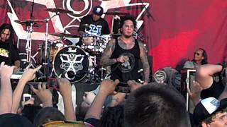 P.O.D.- Lost In Forever (live)