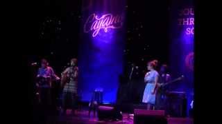 Shawn Colvin &amp; Sara Watkins - Hold On (Tom Waits cover)