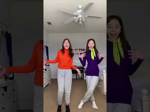 Velma, Daphne and Scooby Doo Halloween Costume | MyHealthyDish