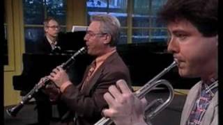 The Beau Hunks play "Powerhouse"