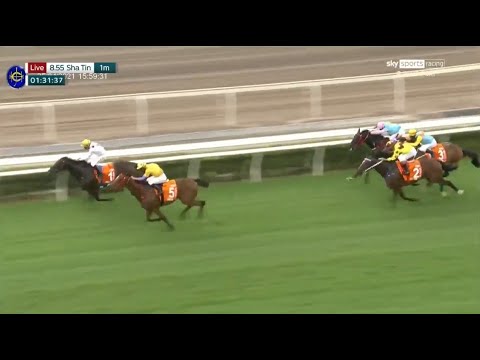 THRILLER! Golden Sixty clings on to win Group 1 FWD Champions Mile!