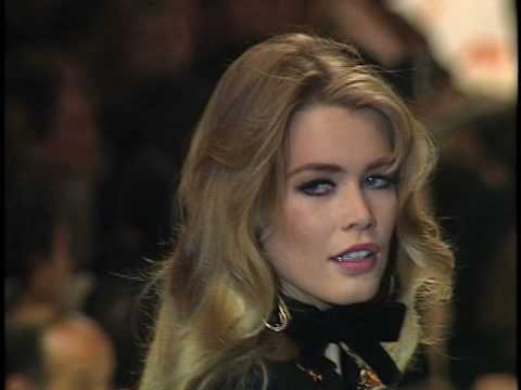 Claudia Schiffer on the Valentino 1996 Runway