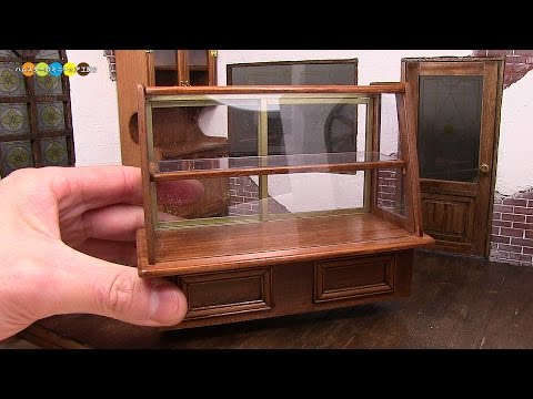 DIY Dollhouse items - Miniature Wooden showcase　ミニチュア木製ショーケース作り Video