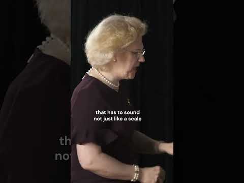 How Mozart turned a simple scale into a genius melody #shorts