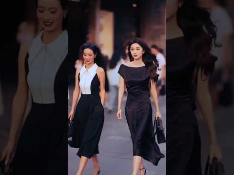 flipping my dog 🤸🏼‍♀️ #yoga #downwarddog #threeleggeddog #bridge #balance