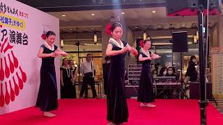 フラダンス天神ソラリア演舞隊