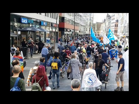 Leipzig 25.02.2023 Livestream Spaziergang Demonstration freier Meinungsäußerungen Sachsen Germany