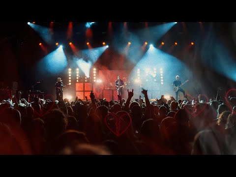 BOYS LIKE GIRLS - HEART HEART HEARTBREAK (LIVE FROM MGM MUSIC HALL AT FENWAY PARK)