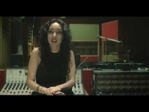 Angela Muñoz on tour with The Midnight Hour