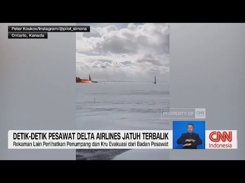 Detik-Detik Pesawat Delta Airlines Jatuh Terbalik