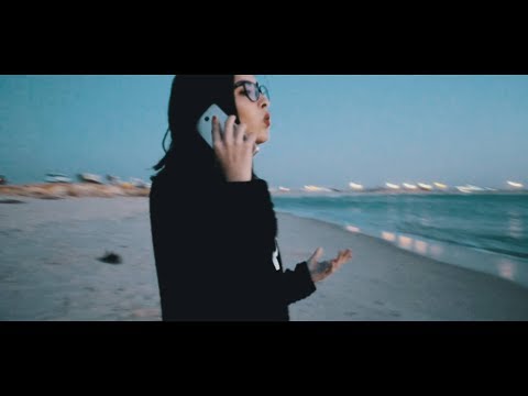 Hakim Bad Boy Ft Dounia - EL MAROKIYA ( Officiel Music Video )