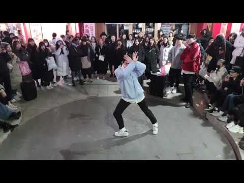 맥스(MAXXAM(MYM))-이찬욱(LeeChanWook)/ TIE - 오새봄(OH SAE BOM) 20200114 홍대버스킹 직캠