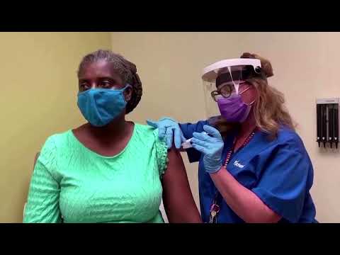 CDC、5日間のコロナ隔離ガイドラインを撤回 | REUTERS (CDC drops five-day COVID isolation guidelines | REUTERS)