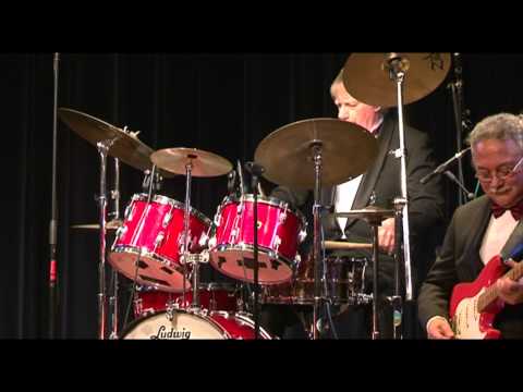 Bongo Blues - The Red Strats