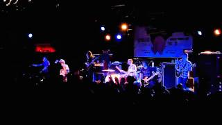 Emarosa - The Past Should Stay Dead (LIVE HD)