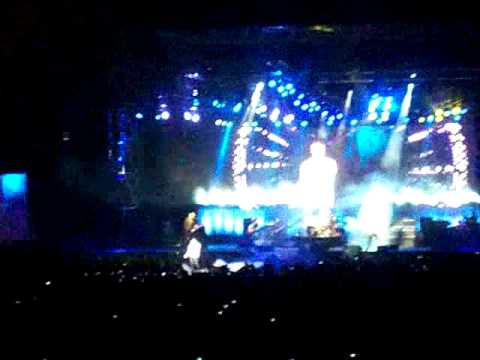 Queen+Paul Rodgers/Fat Bottomed Girls/Santiago/19-11-08