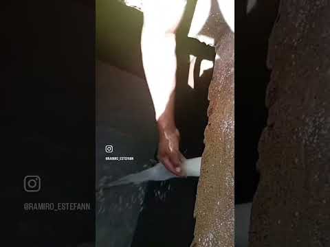 Agua color lechosa, producto del terremoto ocurrido en Panamá, lugar cerro teta comarca ngöbe bugle