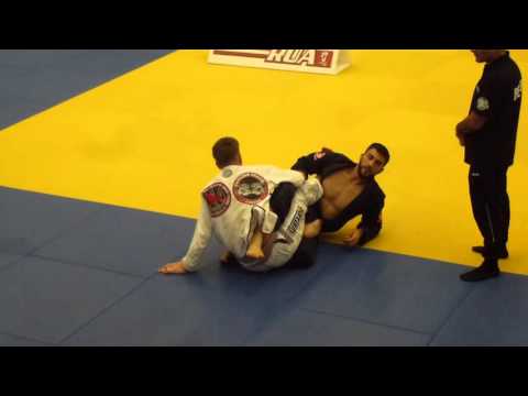 River Dillon vs Adam Hussain - FINAL - English BJJ Open 2015 - Purple Adult - Medium-Heavy