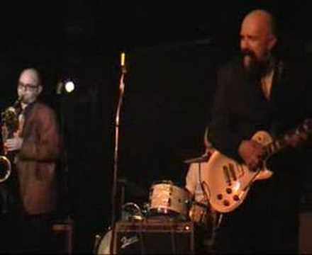 Junior watson - Call Everybody Sweetheart