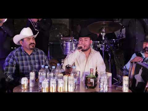 Zapatos Despegados - EL ABOYTES Y Su Carril Izquierdo (Con Banda)