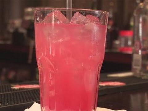 Cocktail making: how to make a sea breeze