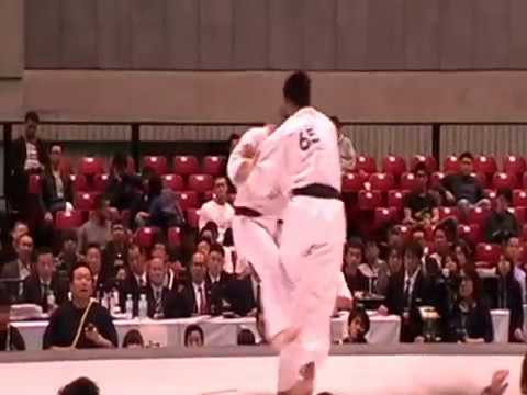 Kyokushin Karate:  Mikio Ueda vs Konstantin Kovalenko