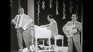 1945 - The Three Suns - Swinging the Classics!