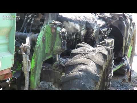 V Logarovcih zagorel traktor