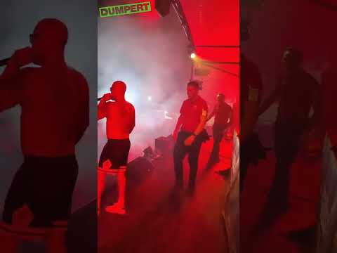 Jebroer weggejorist en opgerot van podium #shorts