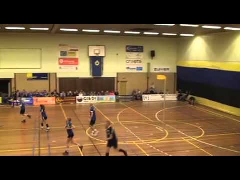 24-03-2012 KZ/Hiltex 1 - TOP/wereldtickets.nl 1 (doelpunten)