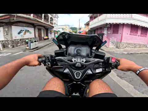 Sunday Funday On a Yamaha Tmax 560