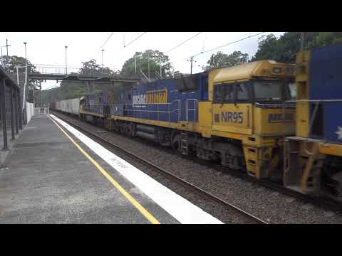 NR44 / NR95 / NR94 with PN 2BM4 on Christmas Eve 2019