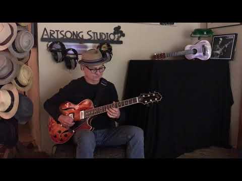 Pat Kelley demonstrating the Comins GCS-1 guitar