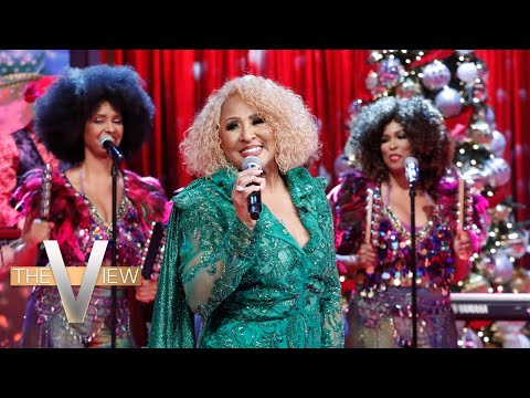 Darlene Love Performs ‘Christmas (Baby Please Come Home)’ with Stevie Van Zandt | The View