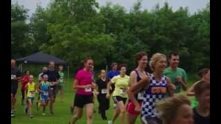 preview picture of video 'Gathering On The Green 2014 5k Run in Mequon, Wisconsin!'