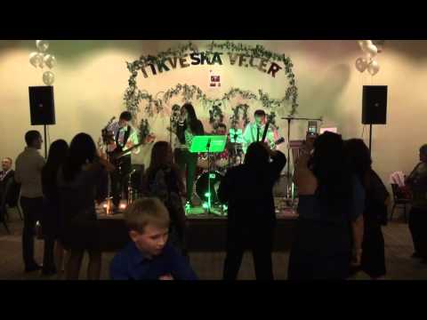 Ne Spavaj Mala Moja - 220 Volti featuring Aleksandra Pileva